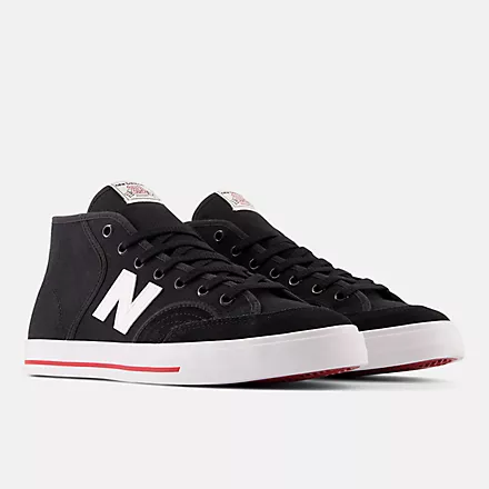 New balance top 213 mid
